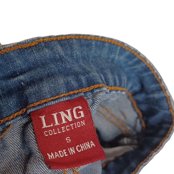 LING COLLECTION Distressed Raw Hem Denim Jean Shorts Small - Picture 6 of 7
